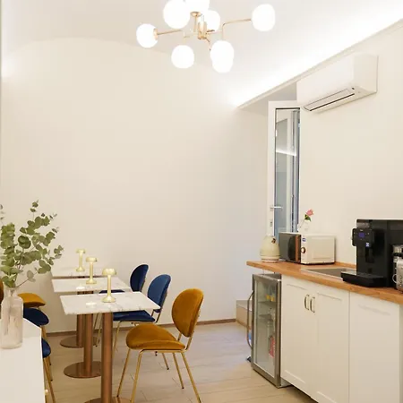 Charm&bella Gæstehus